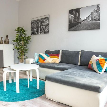 Long Street Apartment Гданск Екстериор снимка