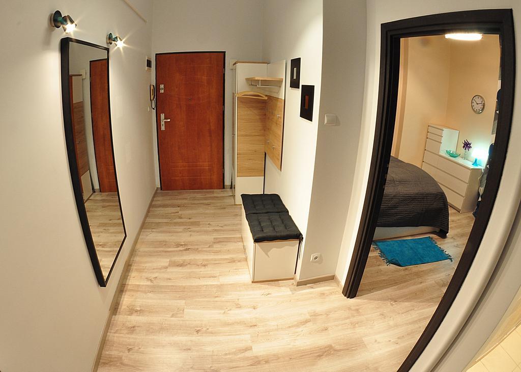 Long Street Apartment Гданск Екстериор снимка