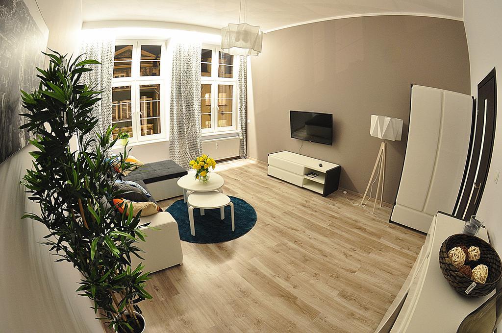 Long Street Apartment Гданск Екстериор снимка