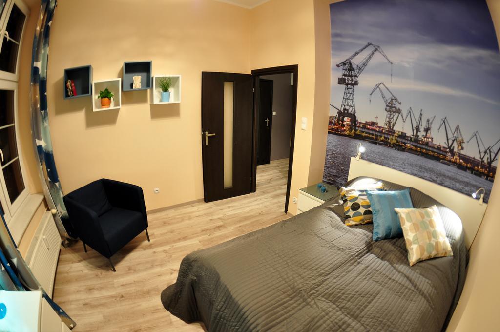 Long Street Apartment Гданск Екстериор снимка